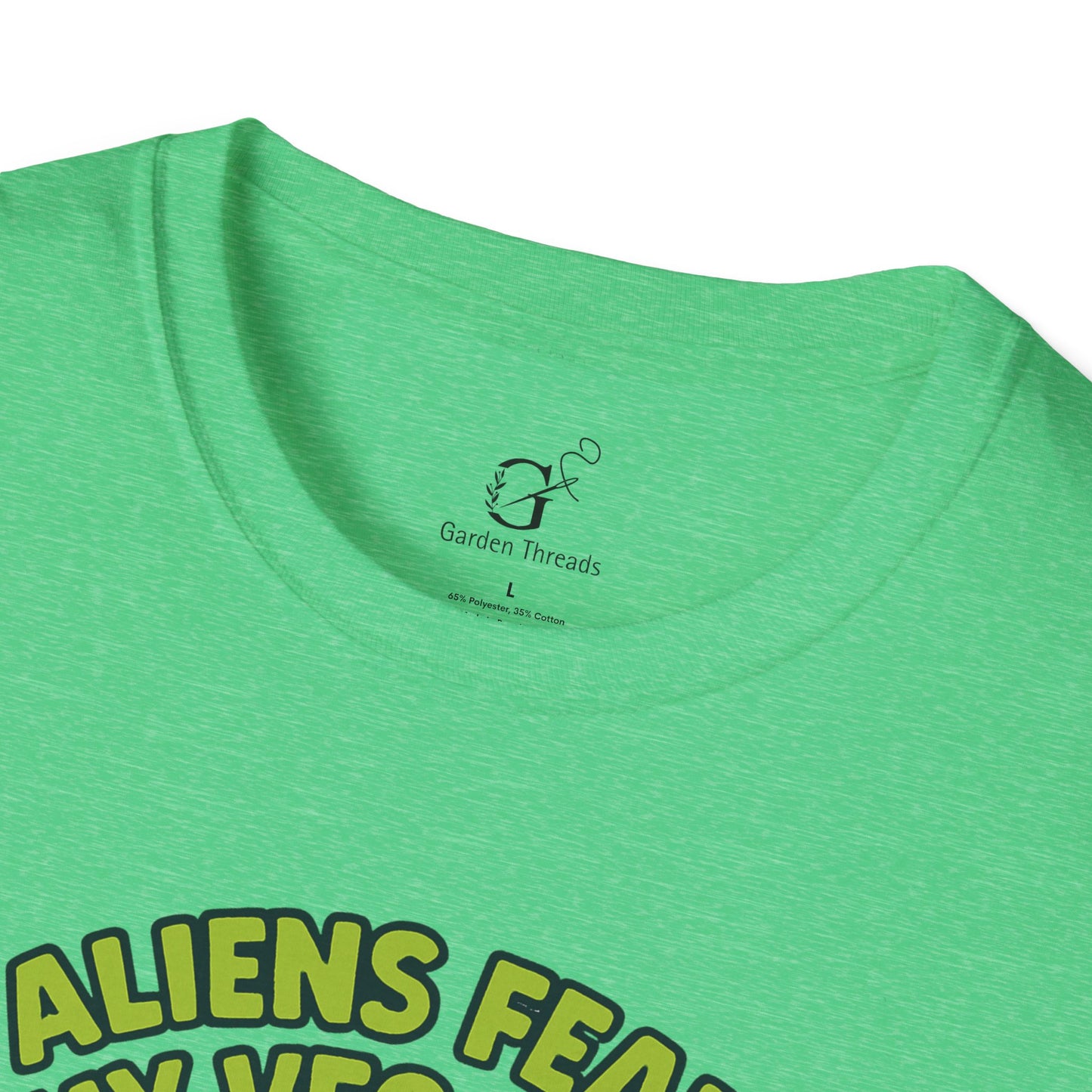 Aliens Fear My Veggies T-shirt