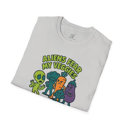 Aliens Fear My Veggies T-shirt