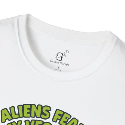Aliens Fear My Veggies T-shirt
