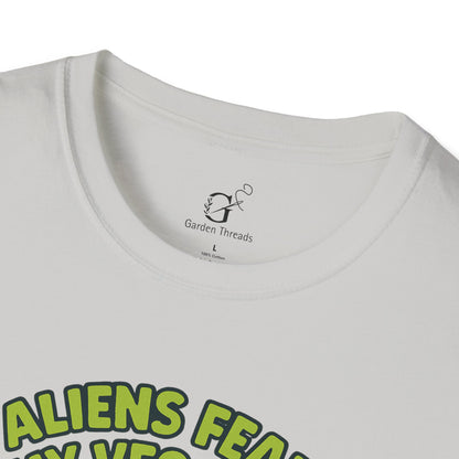 Aliens Fear My Veggies T-shirt