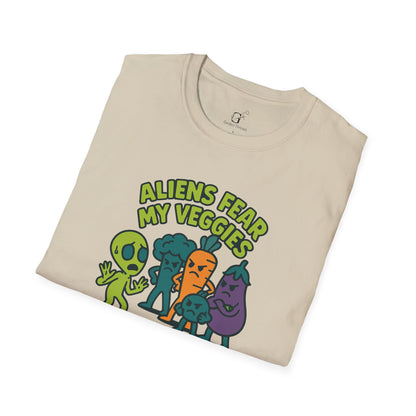 Aliens Fear My Veggies T-shirt