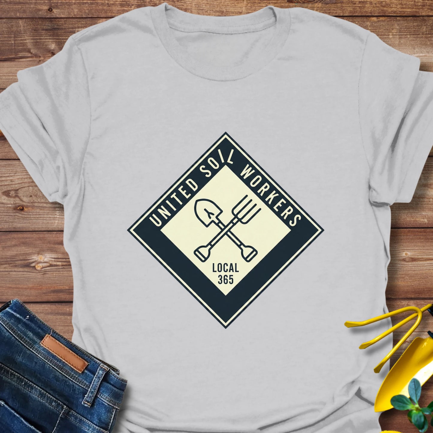 https://wescale-cdn.com/generated-mockups/26ed2c8e-8272-41fd-a9f6-dd48e0c2dcd5/36f4879c-2657-43e1-9d6d-0699f0f969b0/6ae5276d-9b7f-42df-adc6-121ecc7daa79_4d572ca0-a617-4deb-a10a-58ac551bf36d.webp